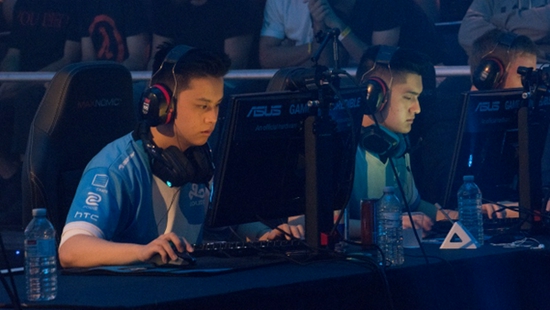 成都AG超玩会首获KPL年度总决赛冠军